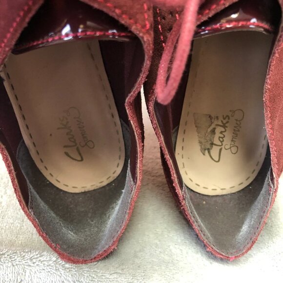 Clarks Somerset Wine Brogue Oxford Derby Suede Lace Up Shoes - Picture 14 of 14